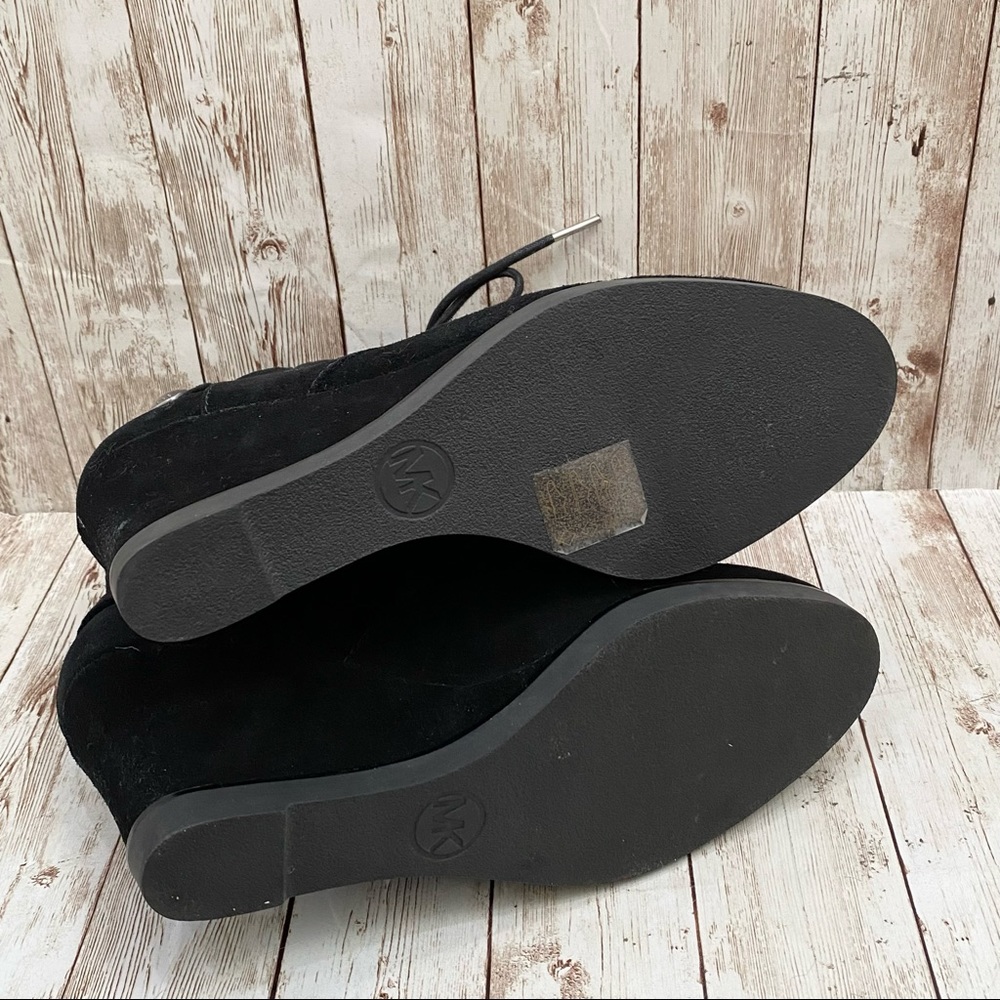 MICHAEL Michael Kors “Carrigan” Black Suede Wedge Lace Up Booties 8.5 - Picture 10 of 16